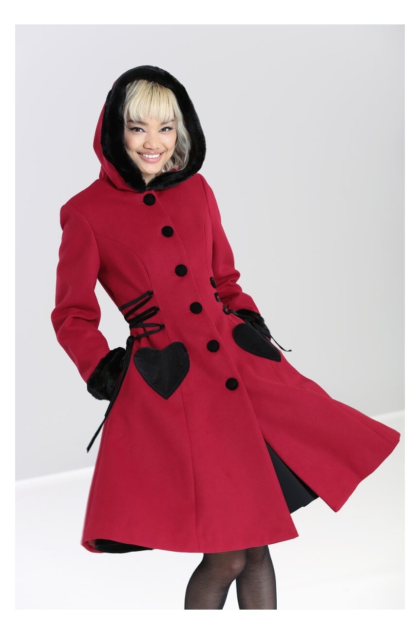 manteau rouge capuche